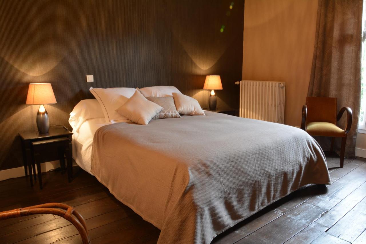 Ainsi De Suites - Chambres & Table D'Hotes - Spa & Massages Reugny Exterior foto